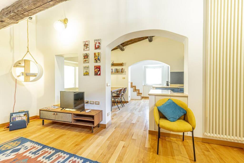Апартаменты Monti - Stunning Loft In The Heart Of Rome'S Monti Экстерьер фото