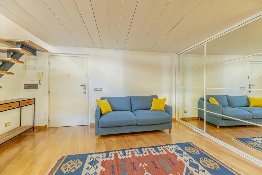Апартаменты Monti - Stunning Loft In The Heart Of Rome'S Monti Экстерьер фото
